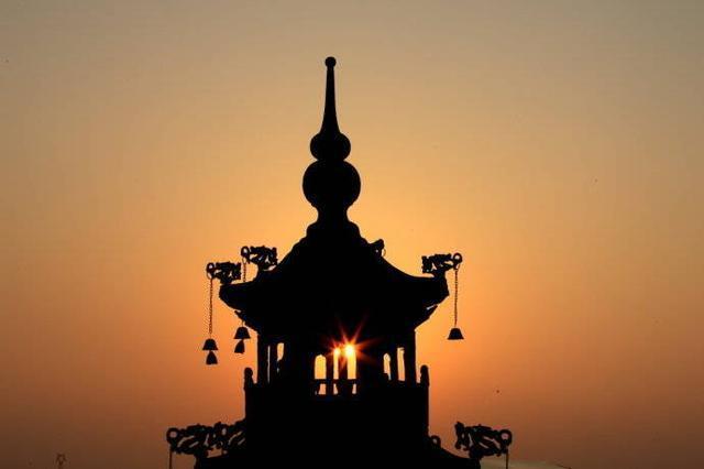 无名氏|无名氏的经典，同情劳苦大众，句句说到人心坎上，难怪火了3000年