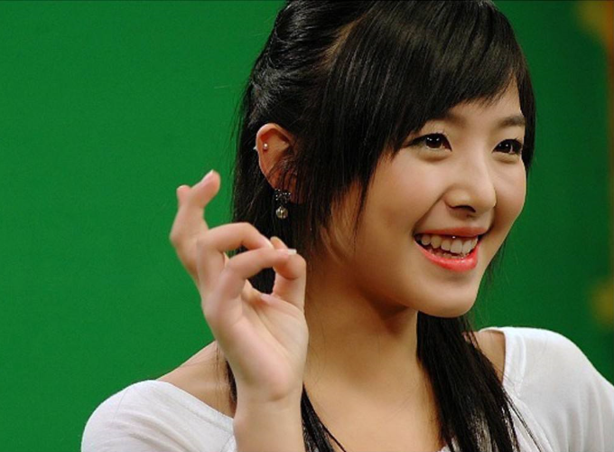 张含韵|酸甜土妹变轻熟美人的张含韵，大脑这个地方和常人不一样？