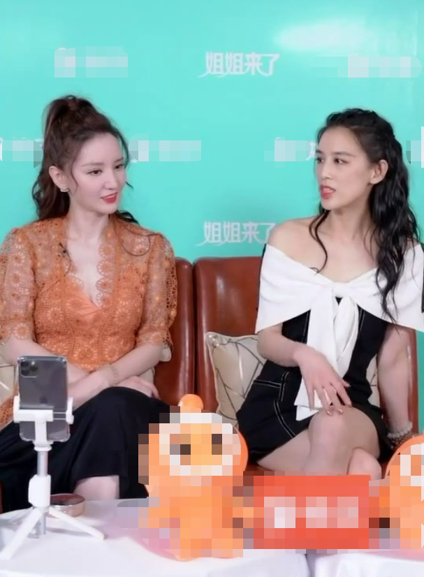 张萌|张萌黄圣依合体直播，张萌暗讽伊能静太作，最适合做“后妈”