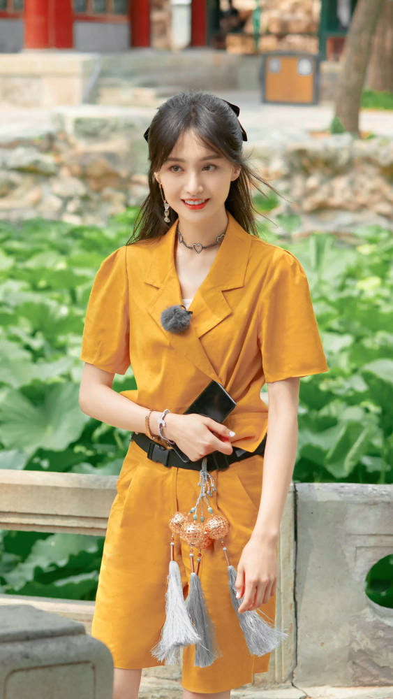 郑爽|被尬黑太惨！郑爽归还奇妙小森林道具，喊话节目组好有态度