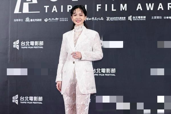 台北电影节|台北电影节女星造型大翻车？被嘲土娃开会，“杨贵妃”肿到认不出