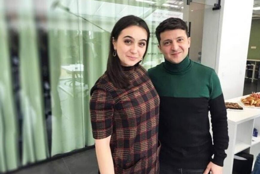 乌克兰_时政|乌总统与女秘书有染并使其怀孕？当事人回应：年度最大假新闻