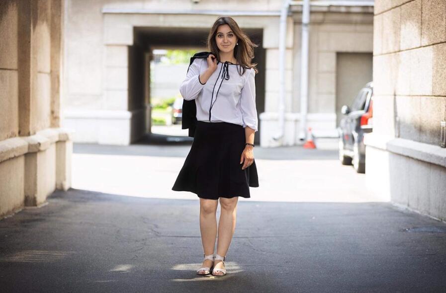 乌克兰_时政|乌总统与女秘书有染并使其怀孕？当事人回应：年度最大假新闻