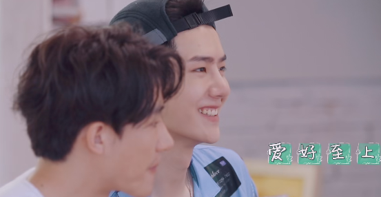 王一博|王一博合理定价，乔欣提出质疑，黄轩不走寻常路，定价方式很佛系