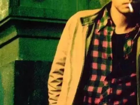 张国荣|张国荣26年前的穿搭，如今明星见了都得叫“哥哥”