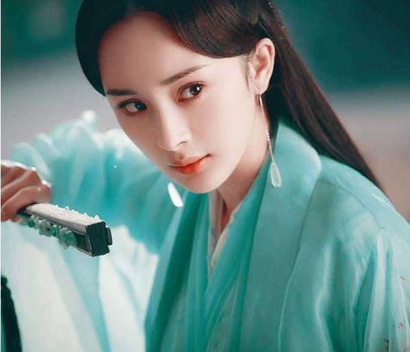 杨幂|快本下期预告太狠了！沈腾直言嘉兴不培养好演员，杨幂笑容一秒消失