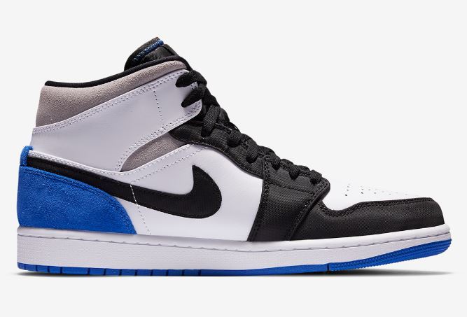 跳入蓝天中的jumpmanaj1midseroyal