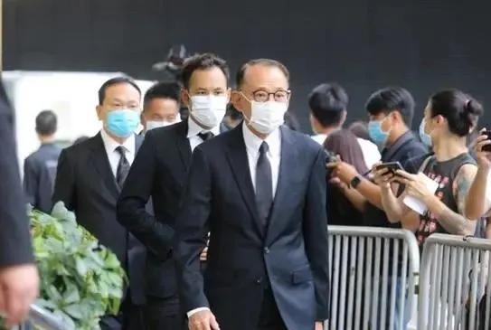 杨受成|杨受成为何出现在赌王家属私祭日？原来他们还有这样的故事