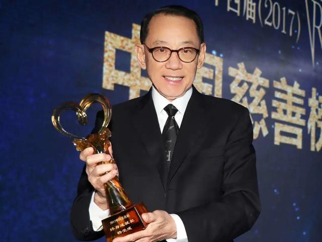 杨受成|杨受成为何出现在赌王家属私祭日？原来他们还有这样的故事