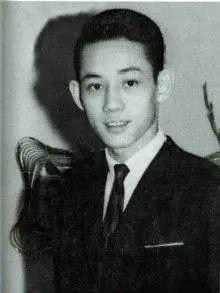 杨受成|杨受成为何出现在赌王家属私祭日？原来他们还有这样的故事