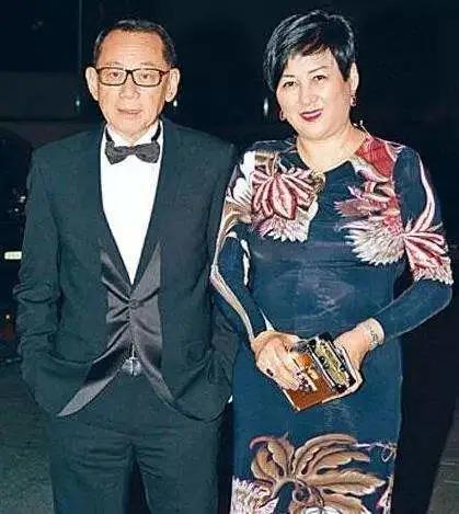 杨受成|杨受成为何出现在赌王家属私祭日？原来他们还有这样的故事