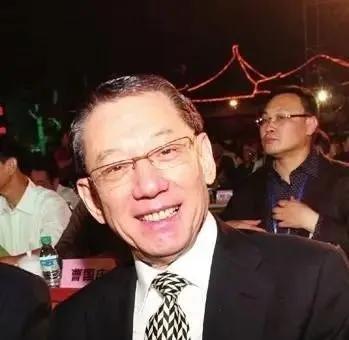 杨受成|杨受成为何出现在赌王家属私祭日？原来他们还有这样的故事