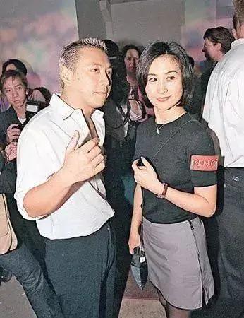 杨受成|杨受成为何出现在赌王家属私祭日？原来他们还有这样的故事