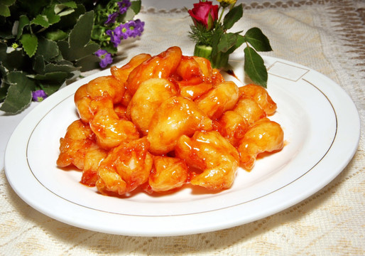 大厨教你糖醋虾仁的家常做法