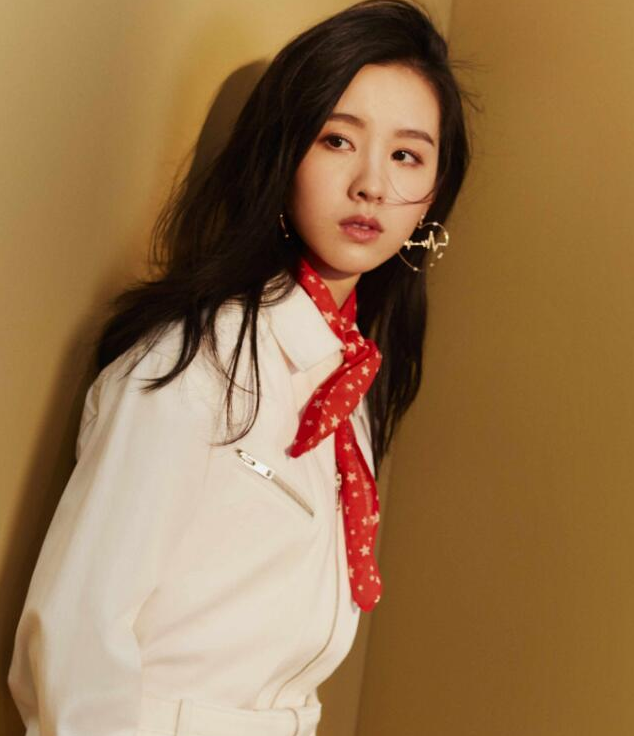 花千骨|影版《花千骨》终于官宣，女主比赵丽颖小6岁，但剧情仍不被看好