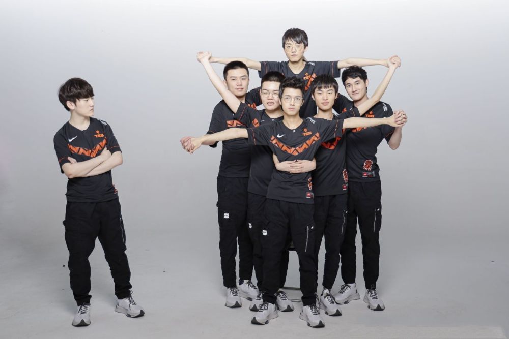 tes20fpx豪取8连胜现在tes真的无敌了哪支战队能击败他