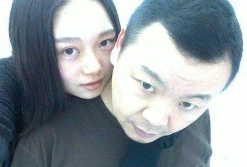 范冰冰|太假！艳压范冰冰、腿比超模还长！章子怡在她面前都是“大脸”？