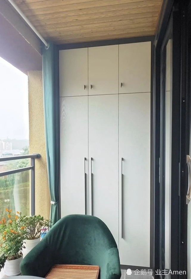 阳台装修不是难事,不足1平方的阳台柜空间,也可以这样装