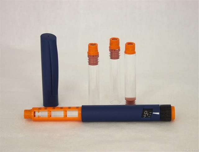 1,没有开封的胰岛素保存糖尿病患者每天都要注射胰岛素,所以家中多备