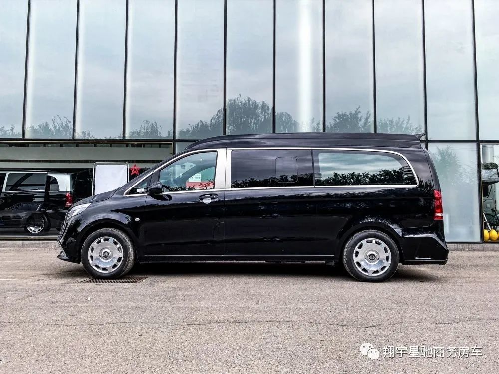 迈巴赫vs560l豪华商务房车,尊享陆地头等舱7座高顶