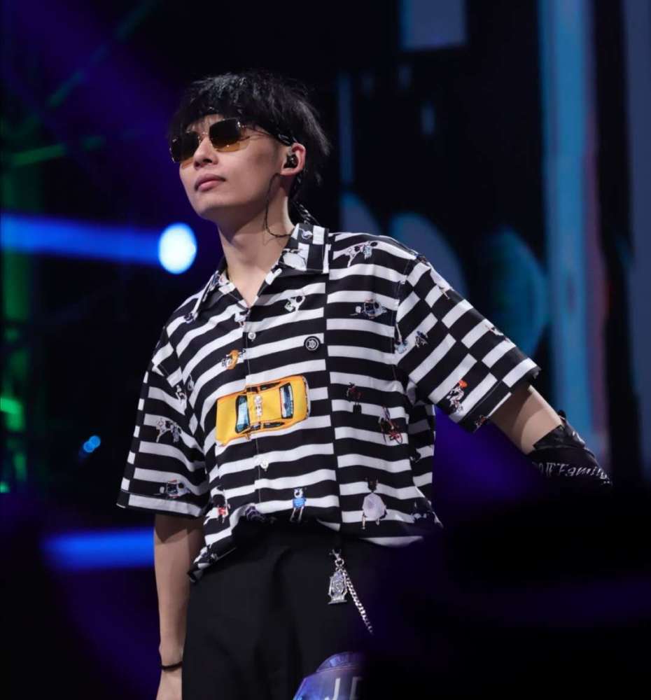 说唱听我的小鬼羡慕卓卓自由blow辛巴被淘汰