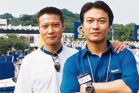 洪金宝|洪金宝提携的两个亲兄弟：弟弟钱嘉乐事业有成，钱小豪一手好牌打的稀烂