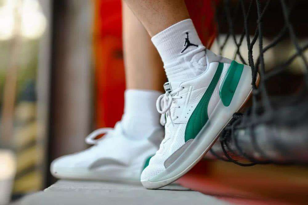 小编亲测可以压马路的篮球鞋多面手颜值满分