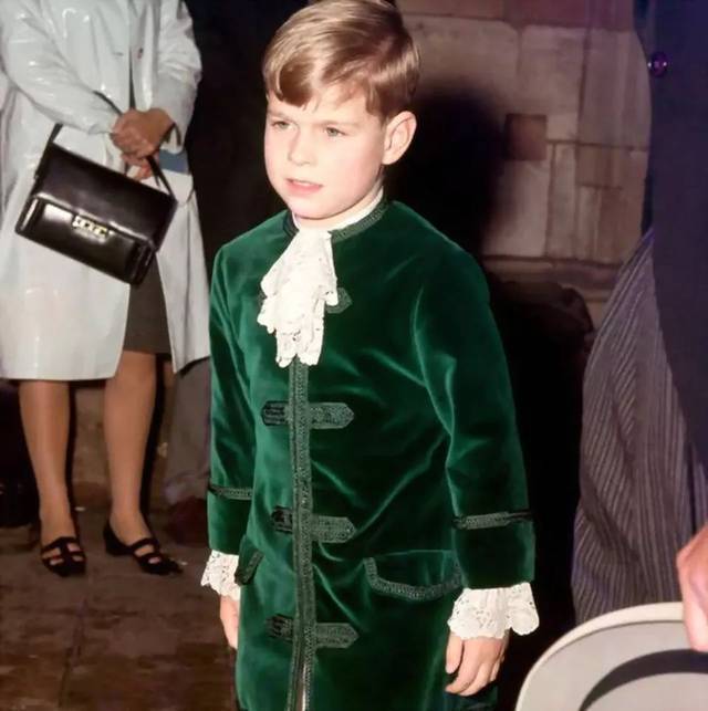 娶平民为妻爱德华王子是英国女王唯一没有离过婚的孩子