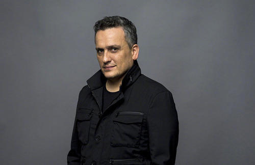 安东尼罗素也表示支持:"我们都需要努力的去推动电影台前幕后的多样性