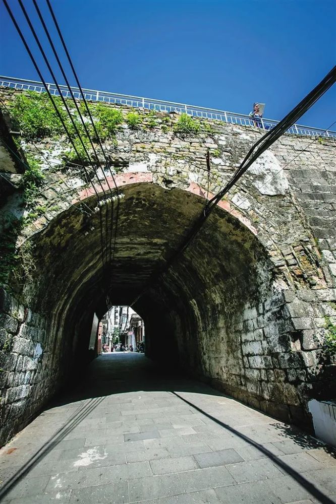 府城古建筑:海南千年古城的独特人文景观