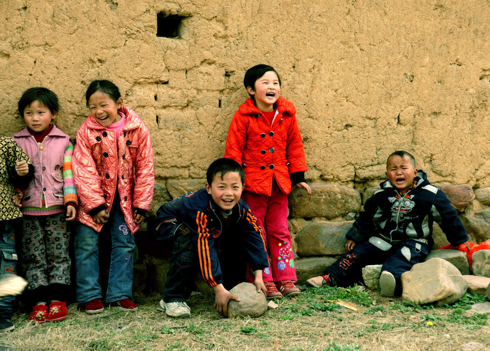 农村孩子缺的不是钱,而是成长的陪伴