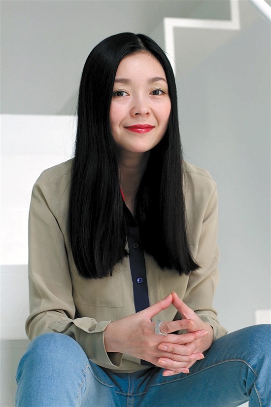 彭薇的"女性空间":一边是限制,一边是自由_腾讯新闻