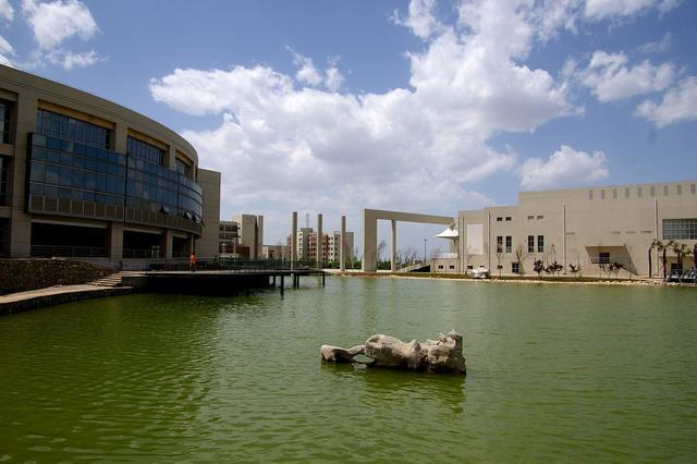 电子信息高校大全"四电四邮"多个分数段考生首选,成