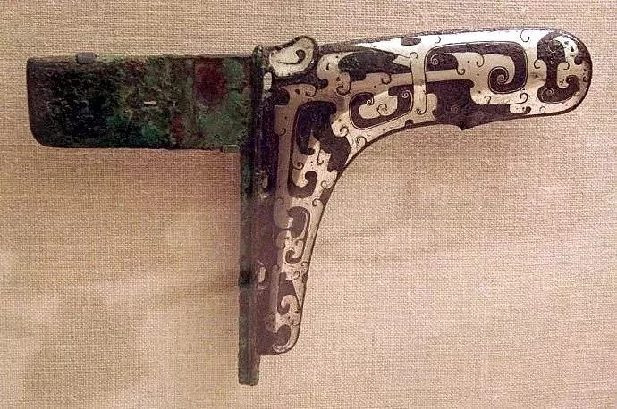 金村|这个村子，被外国人挖了6年，掘开8座大墓，盗走了数千件宝贝！