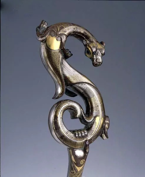 金村|这个村子，被外国人挖了6年，掘开8座大墓，盗走了数千件宝贝！