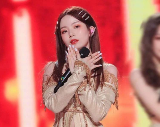 官方公布"硬糖少女303"成员定位,看这样子队长人选有谱了