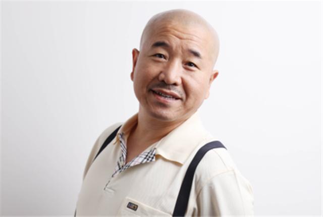 在最新一季的《乡村爱情》中,王小利将不再担任"刘能"的扮演者