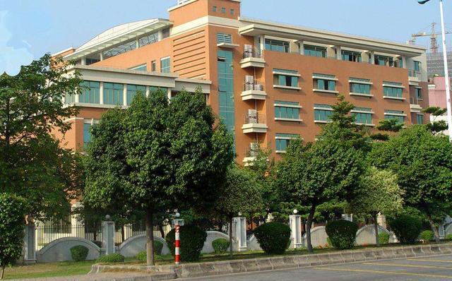 2020广东省优投线排名_快讯|2020年广东财经大学广东省投档情况:理科远超优