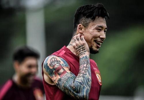 凡是有纹身的都不准进入男足国家队你认为对男足成绩有帮助吗