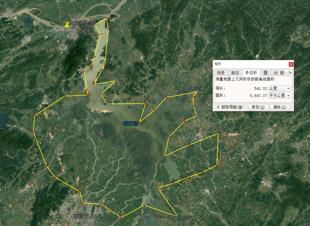 有文獻記載鄱陽湖在唐代面積最大,達到了5800平方公里.