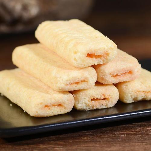 大妈摆摊卖自制大米饼,米香浓郁,特制配方是秘诀?