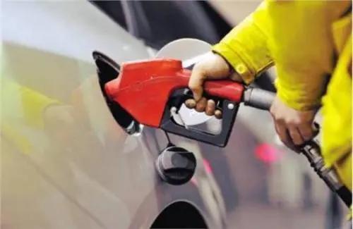 油价调整：油价开局上调，“三连涨”会否到来？