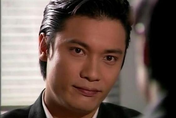 成绩又优异的方敏仪还是让罗嘉良心生喜欢,之后他们也是顺理成章地走