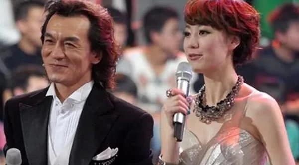 舞林大会|无辜的王冠：凭《舞林大会》大火却被央视辞退，还被传恋上已婚男