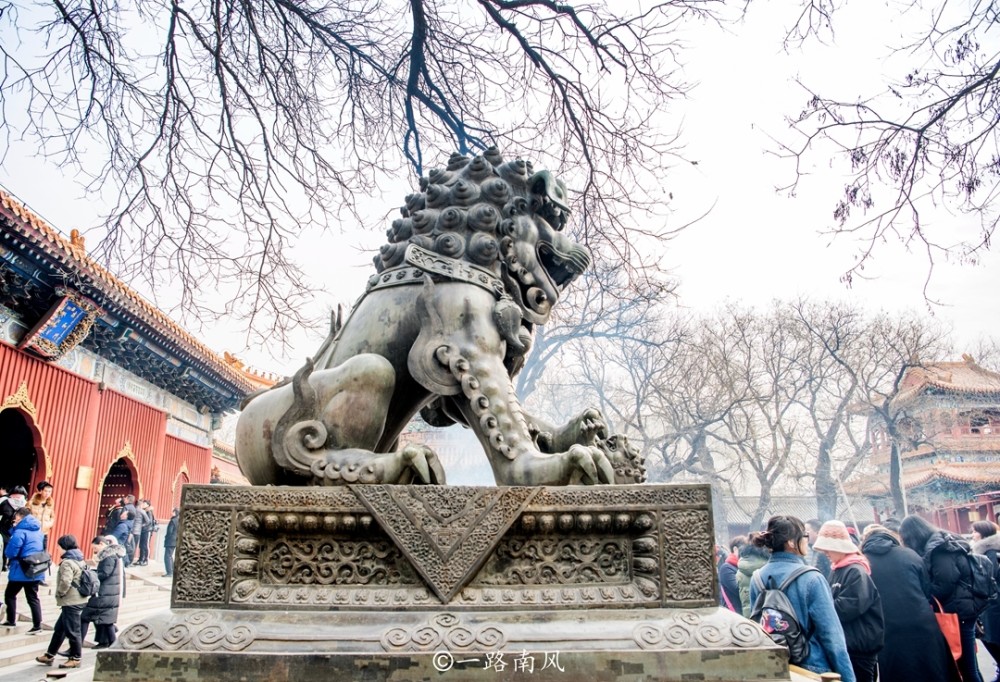 雍正|雍正登基前的豪华府邸，由康熙亲自赐建，没想到后来变成一座寺庙