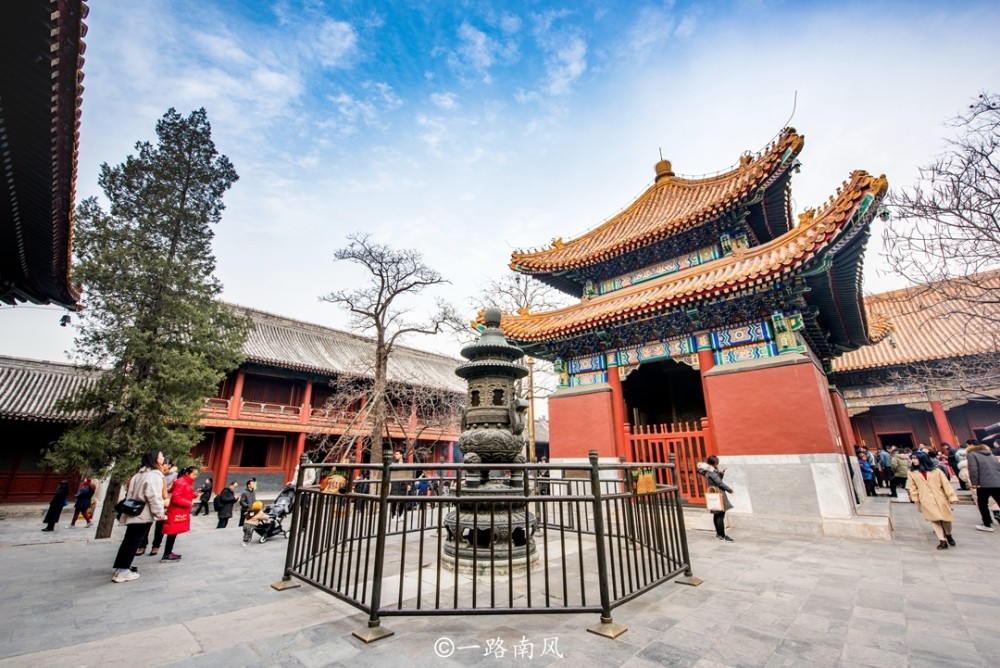 雍正|雍正登基前的豪华府邸，由康熙亲自赐建，没想到后来变成一座寺庙