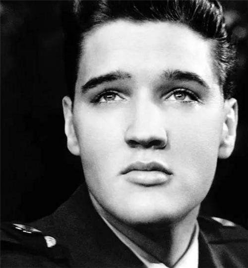 猫王基因真强大独生女宽额头大长脸隔代外孙却帅气神似自己