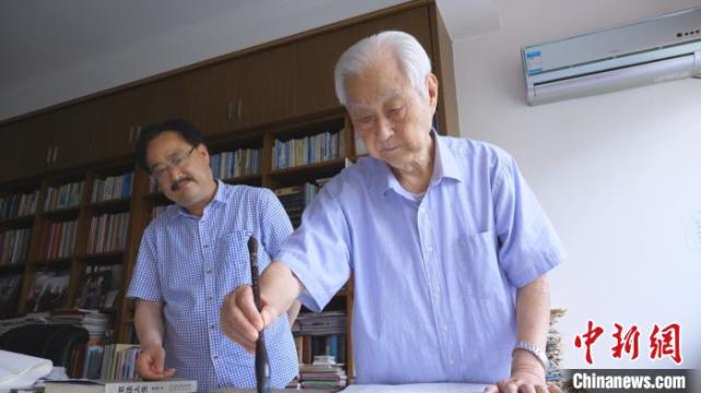 挥毫80余载绘就书画人生|书法|书法作品|练友良|诸乐三|曹寿槐|卓树理