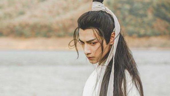 朱一龙|《重启》朱一龙又吐血，战损妆最好看的八位男演员，这三位成反面教材