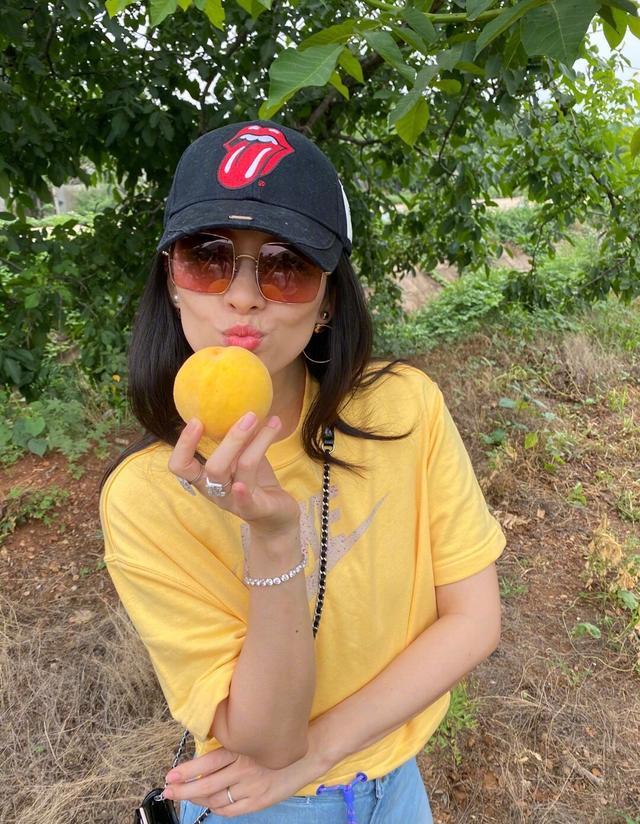 章子怡|被养女直追颜值，亲女儿却神似汪峰，章子怡带娃爬山破怀孕消息